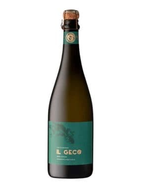 Bottle of sparkling wine, Il Geco Cap Classique, a refined blend. In front of a white background.